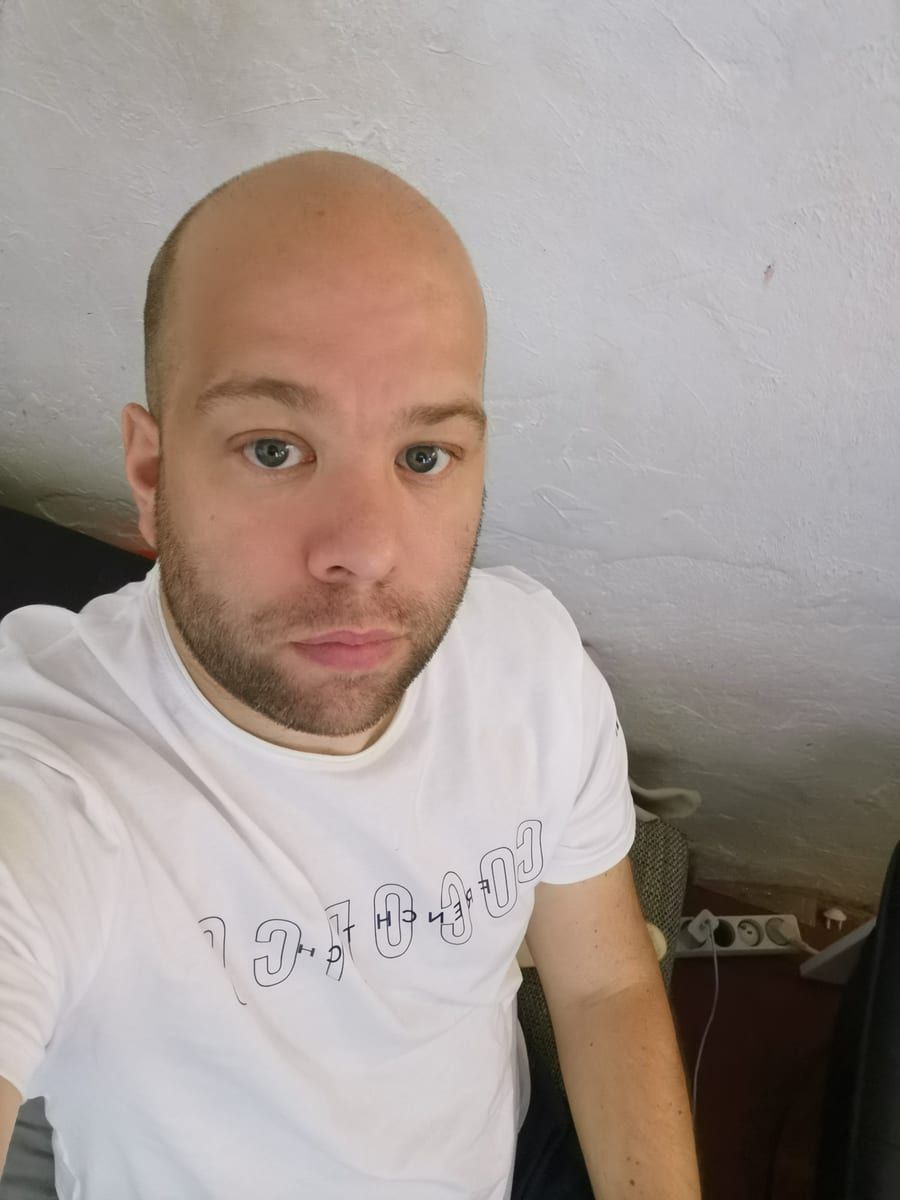 Profil von Omrane